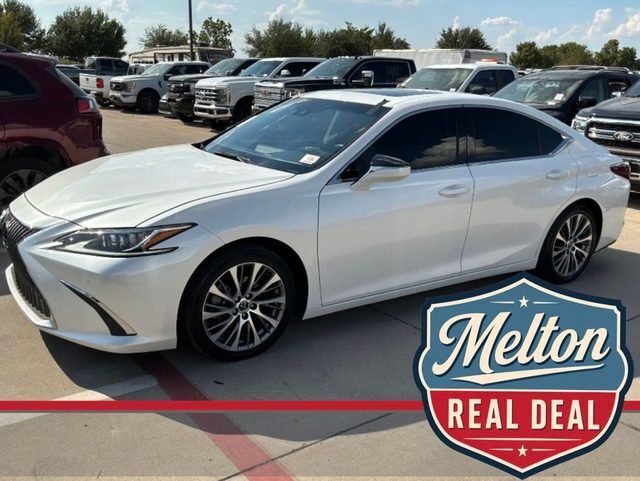 2020 LEXUS ES