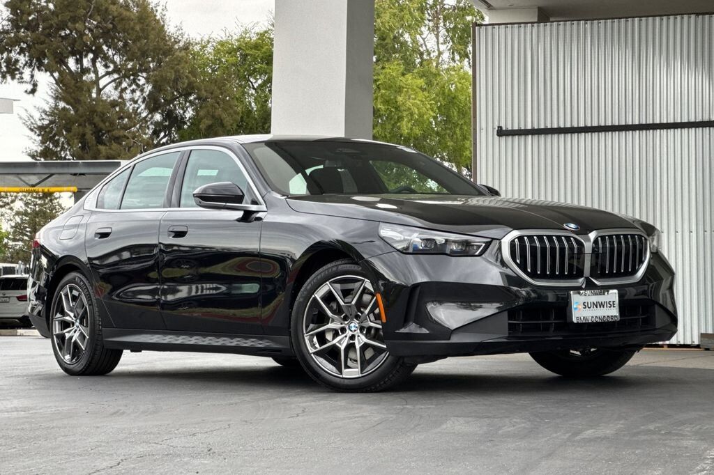 2026 BMW 530i