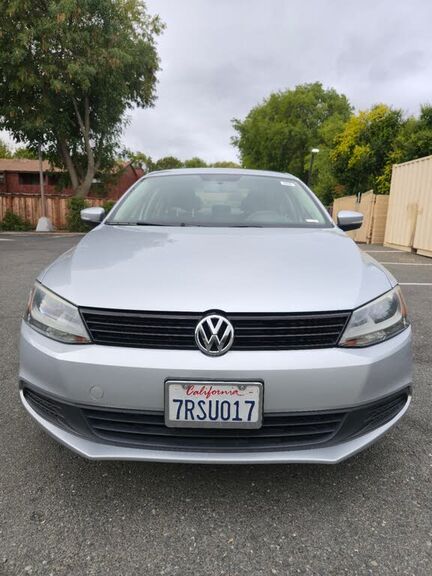 2014 VOLKSWAGEN Jetta
