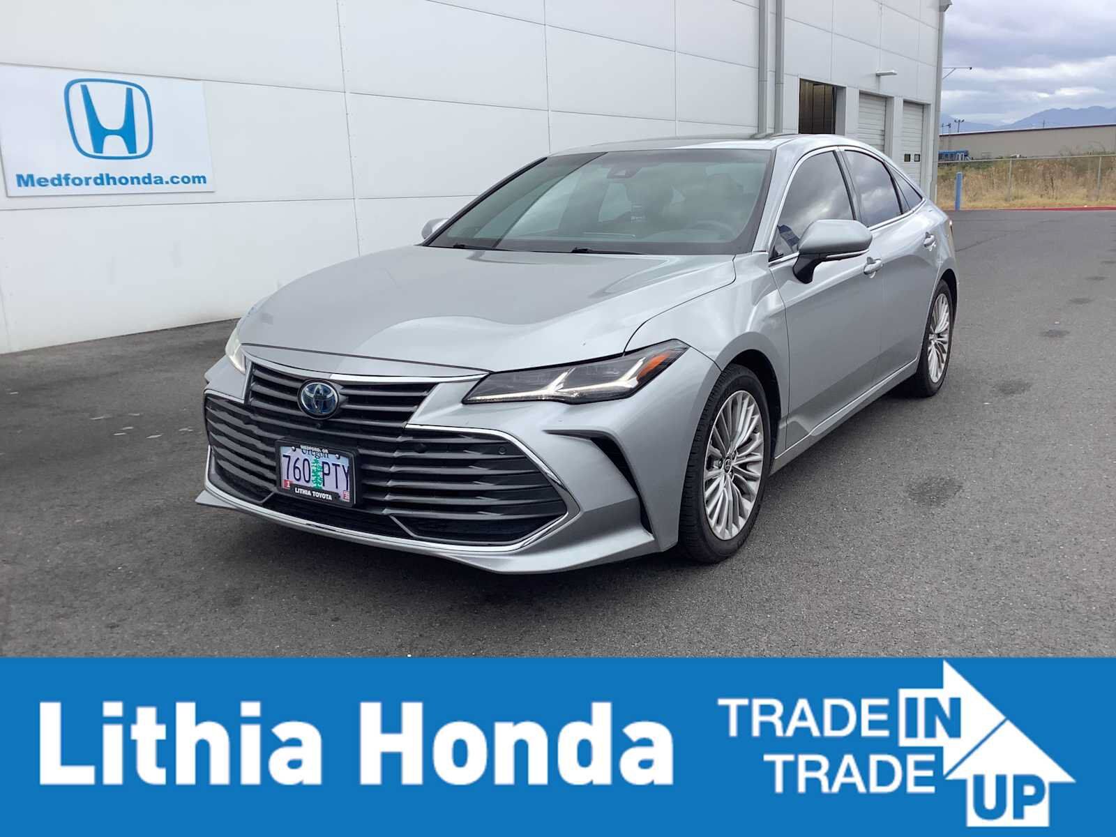 2022 TOYOTA Avalon