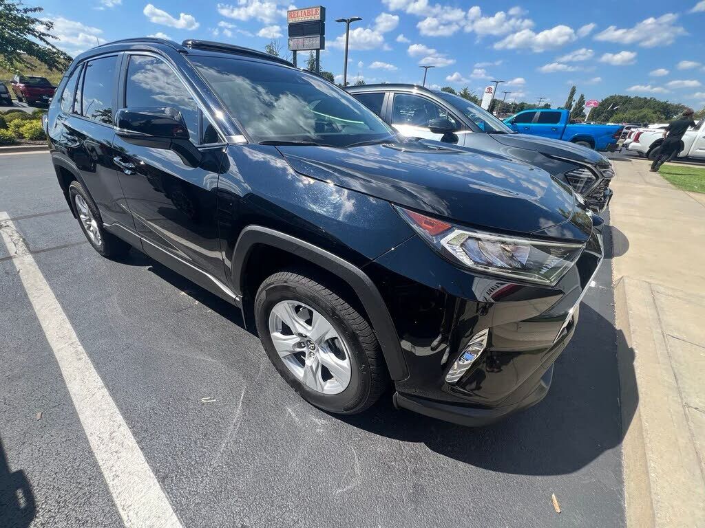 2019 TOYOTA RAV4