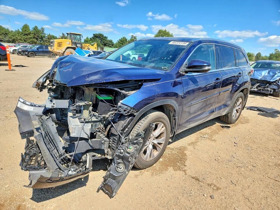 2014 TOYOTA Highlander