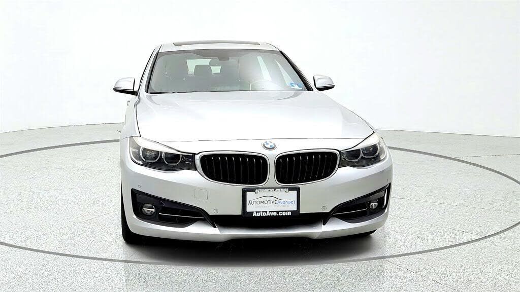 2018 BMW 330i