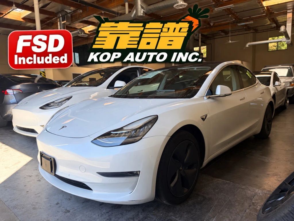 2018 TESLA Model 3