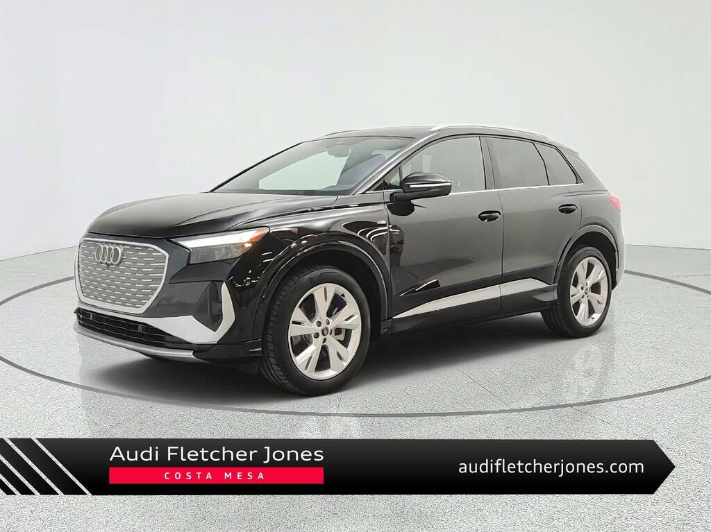 2023 AUDI Q4