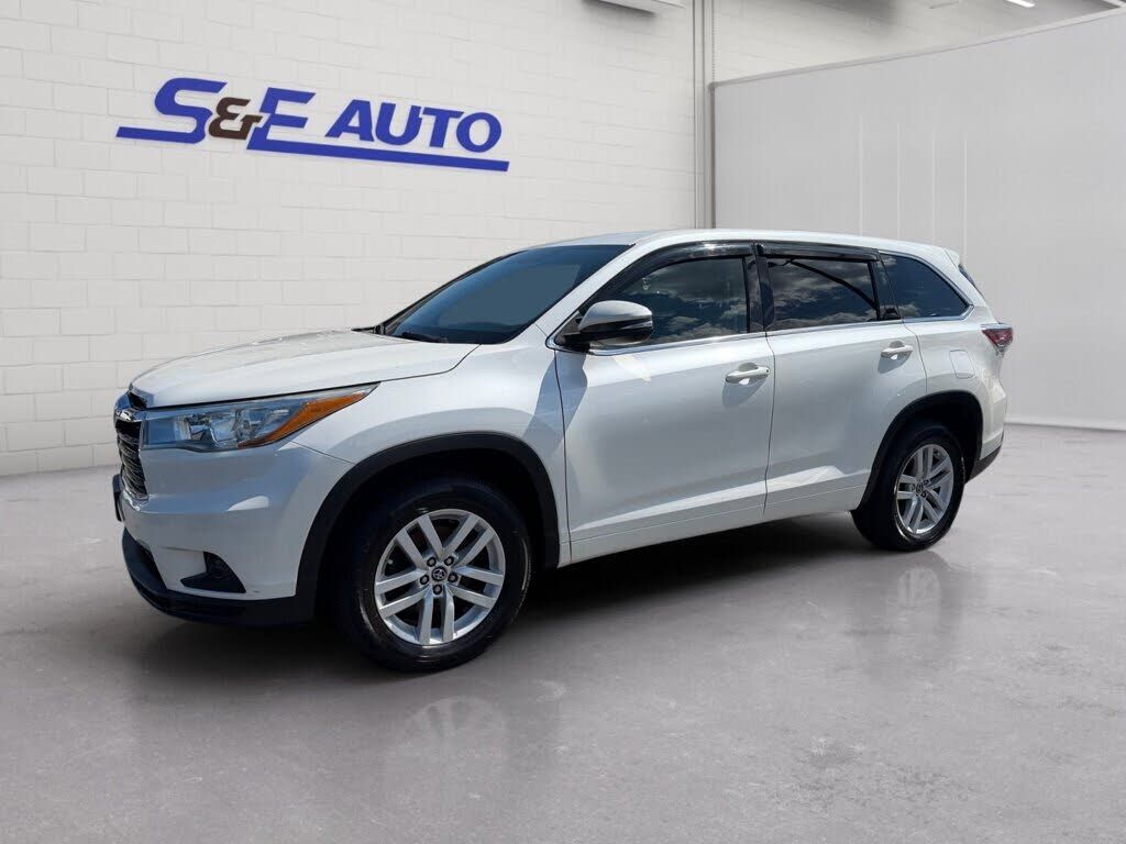 2016 TOYOTA Highlander