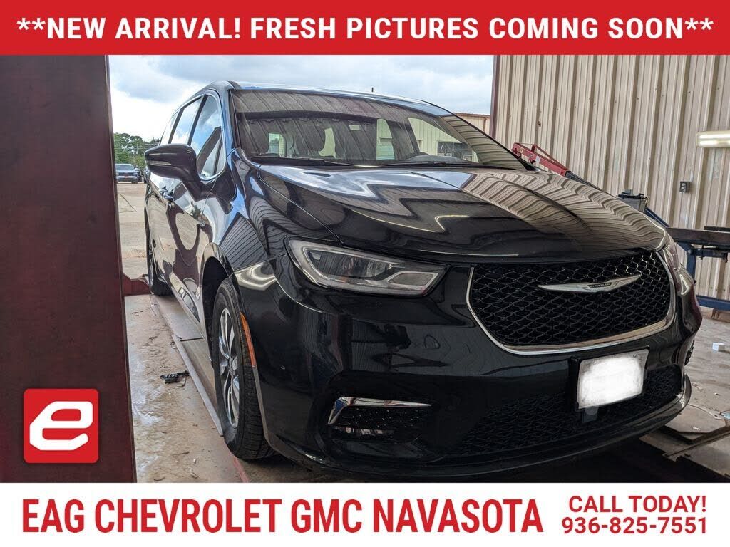 2023 CHRYSLER Pacifica