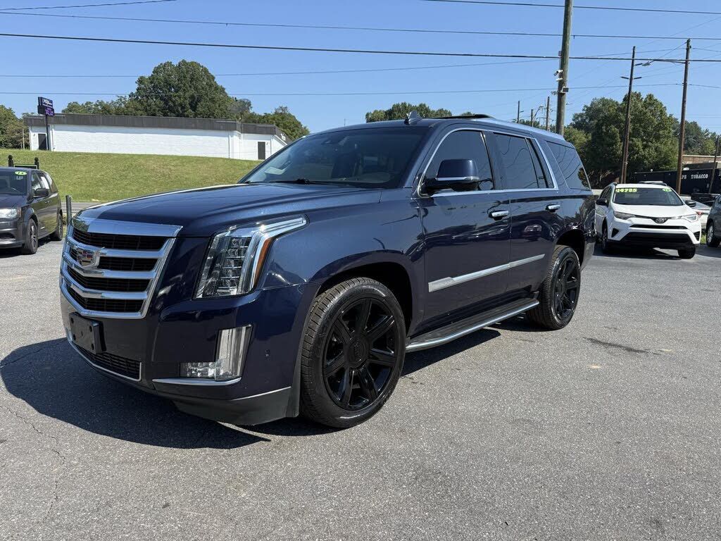 2019 CADILLAC Escalade