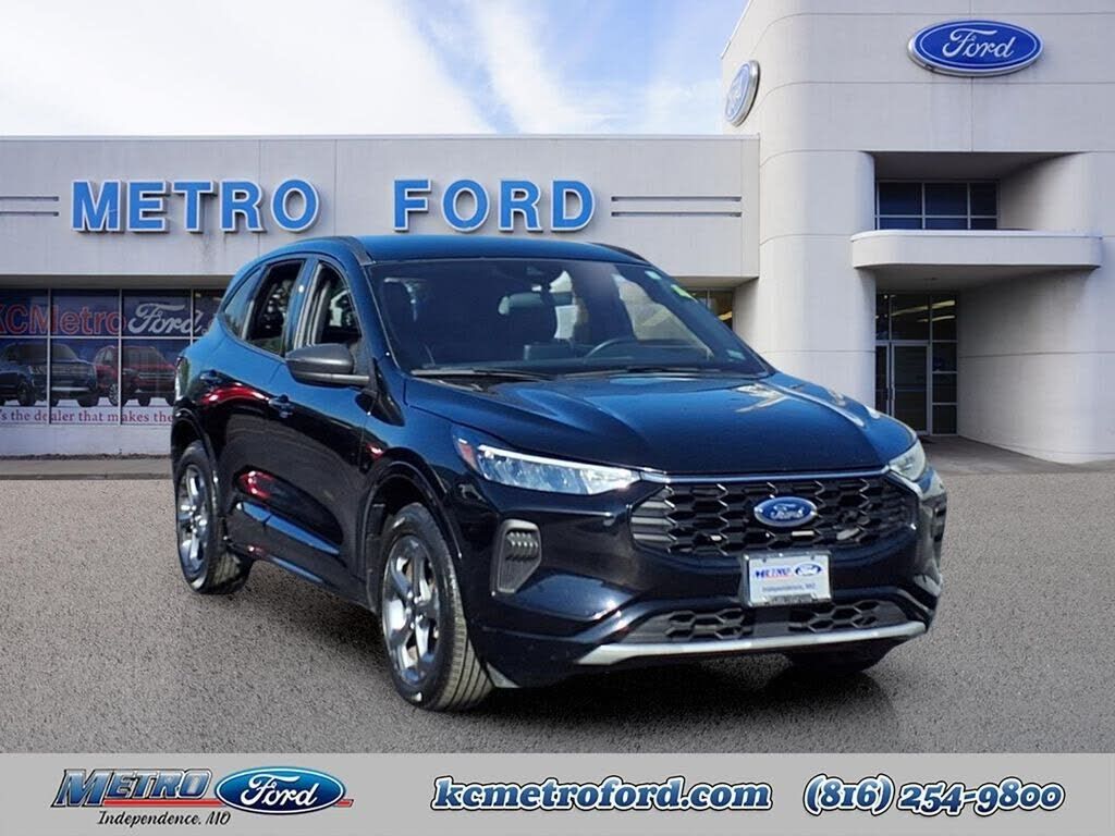 2024 FORD Escape