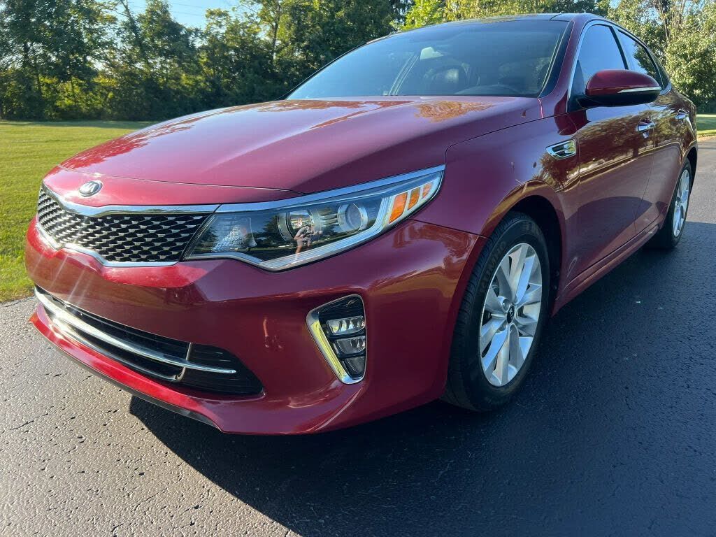 2018 KIA Optima