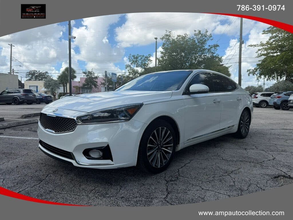 2018 KIA Cadenza