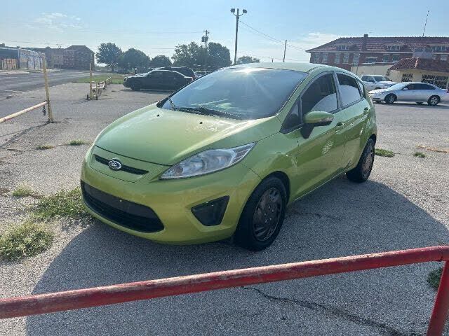 2013 FORD Fiesta
