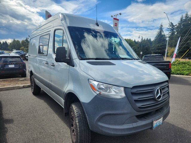 2024 Mercedes-Benz Sprinter