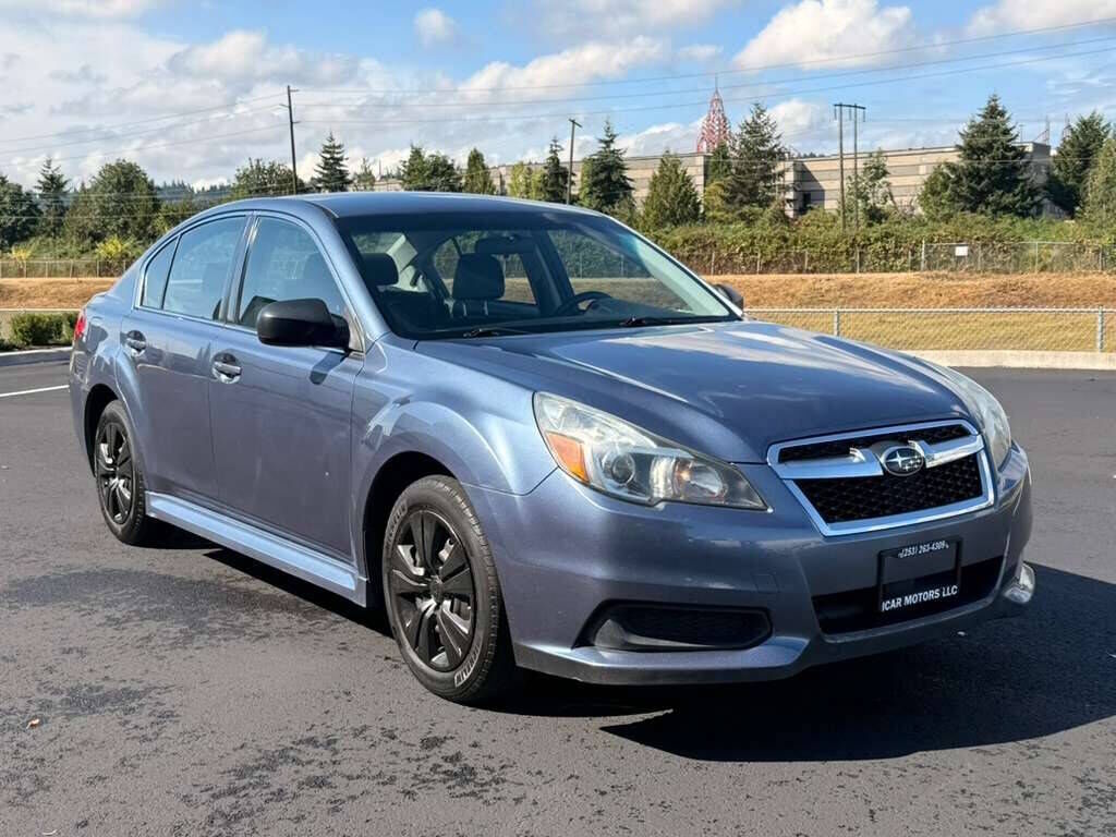 2013 SUBARU Legacy