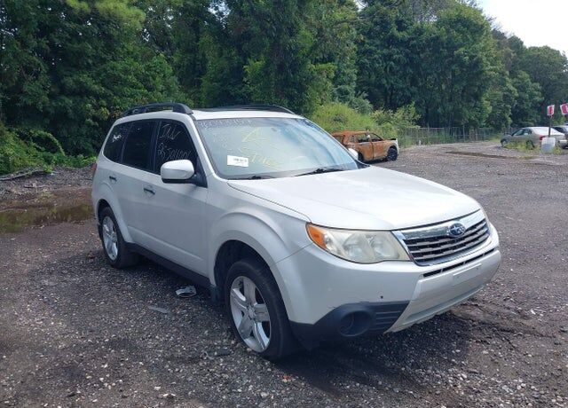 2010 SUBARU Forester