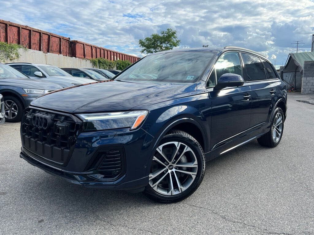 2025 AUDI Q7