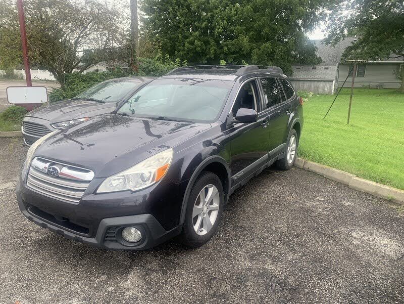 2013 SUBARU Outback