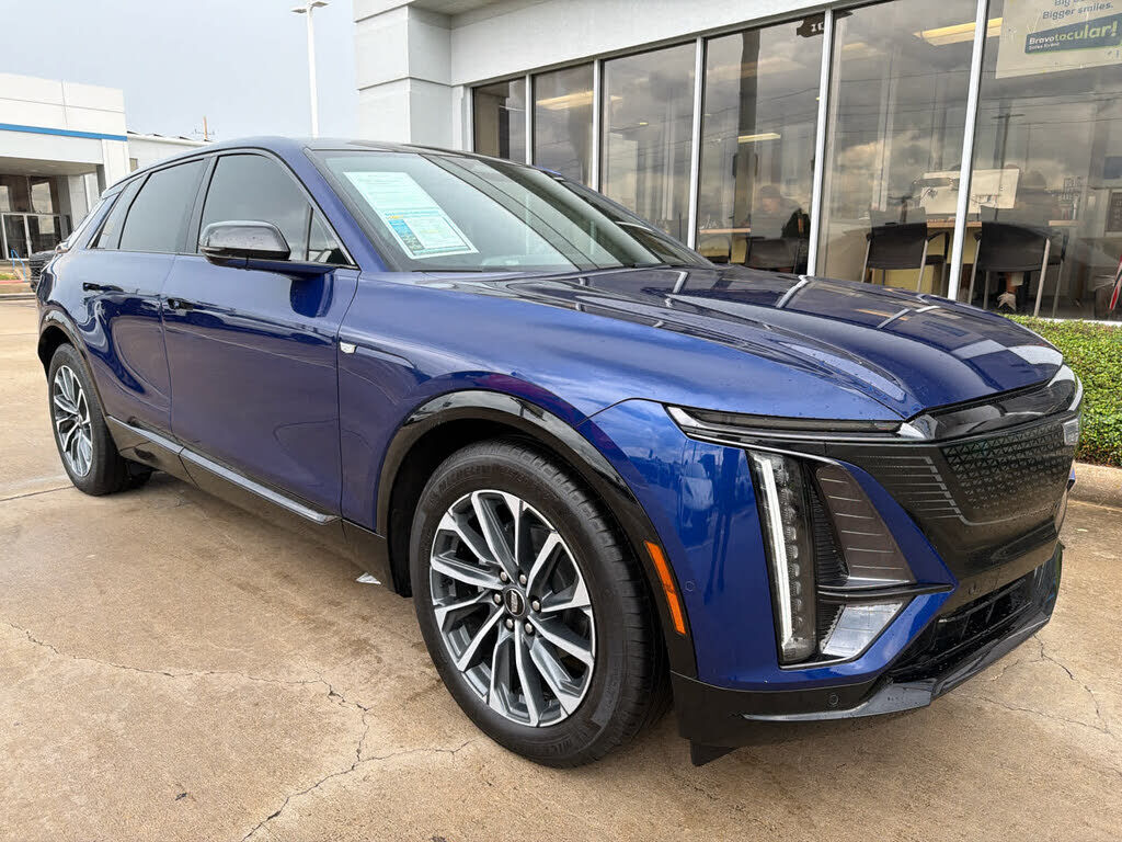 2024 CADILLAC Lyriq