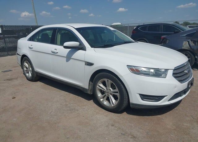 2013 FORD Taurus