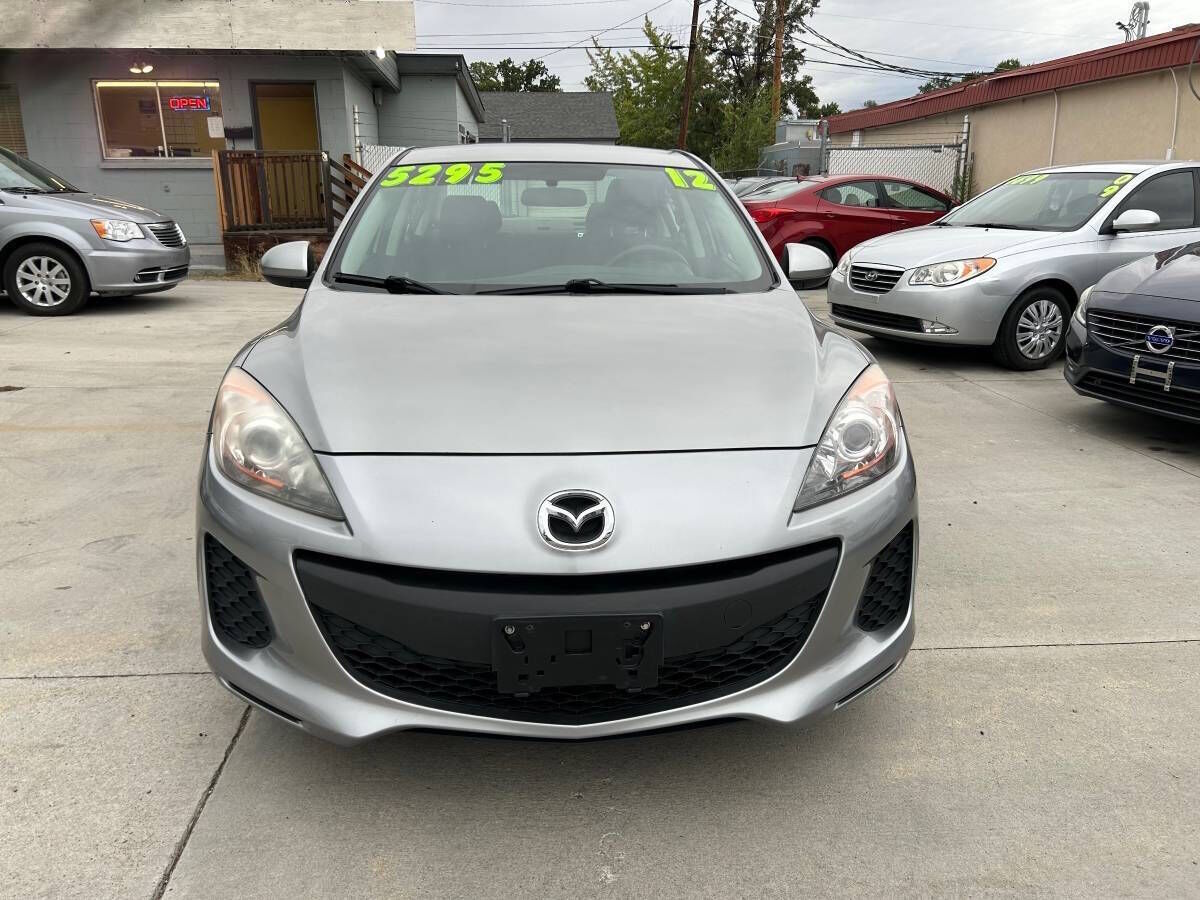 2012 MAZDA Mazda3