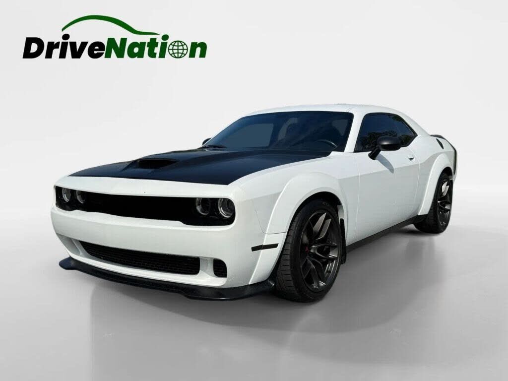 2016 DODGE Challenger