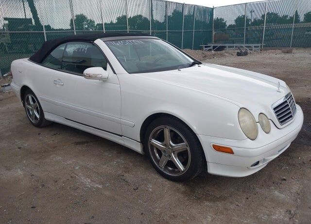 2001 MERCEDES-BENZ CLK-Class
