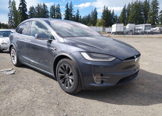 2017 TESLA Model X