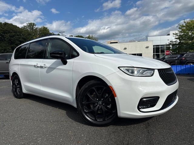 2025 CHRYSLER Pacifica