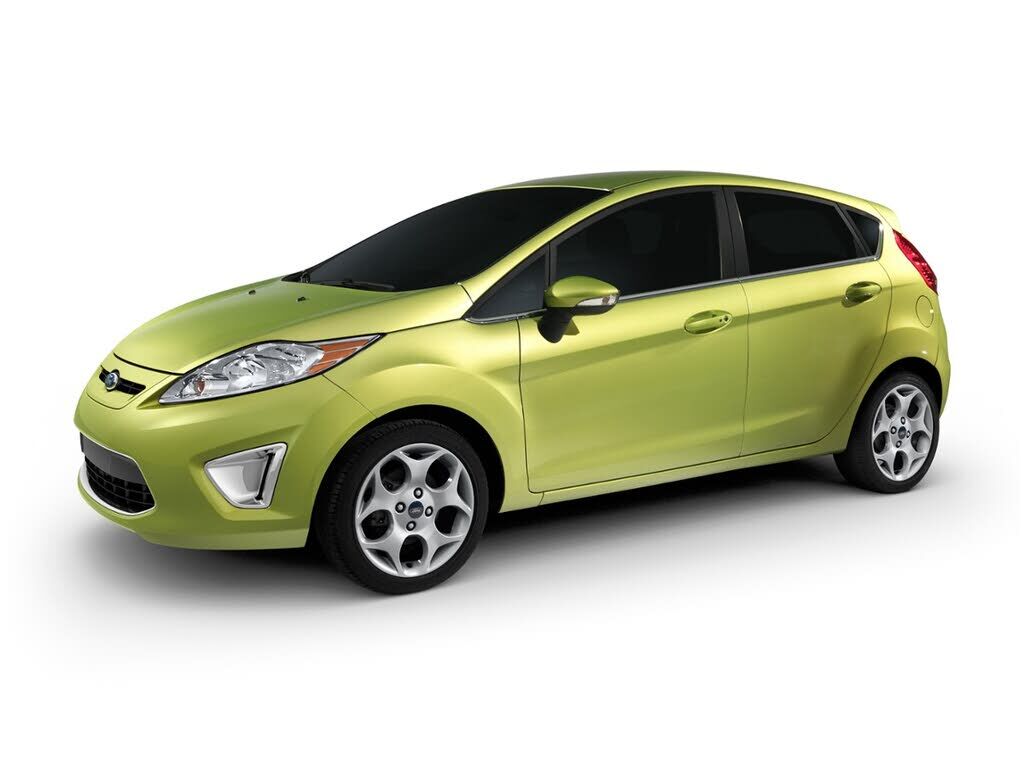2013 FORD Fiesta