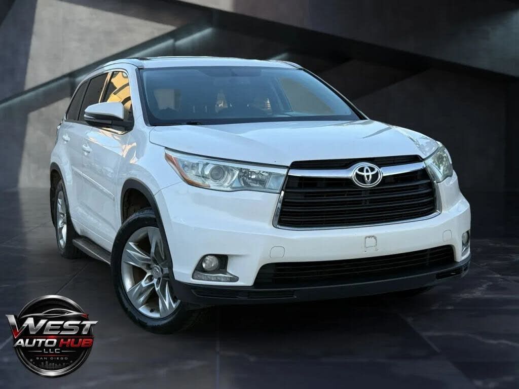 2015 TOYOTA Highlander