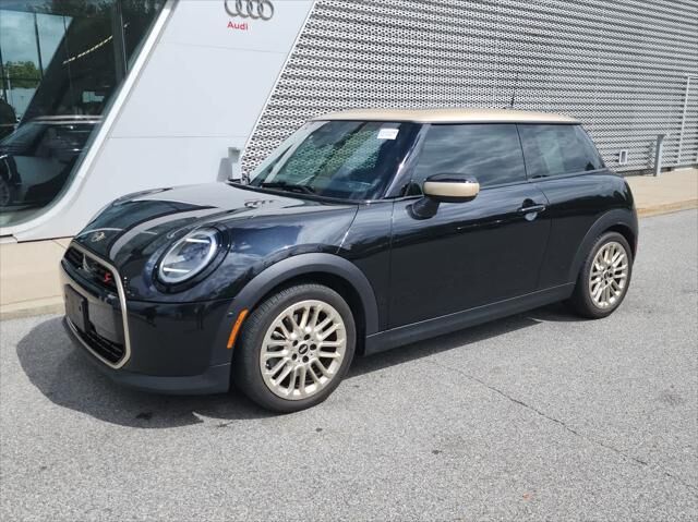 2025 MINI Hardtop