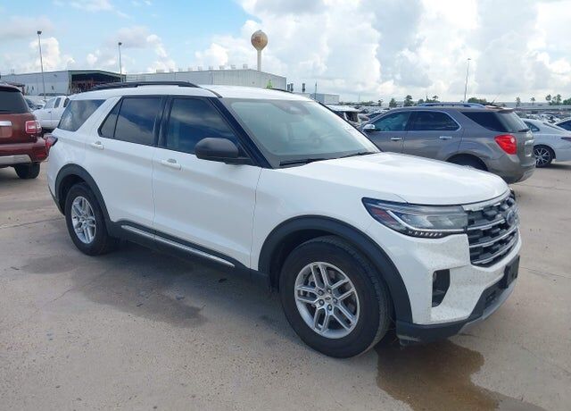 2025 FORD Explorer