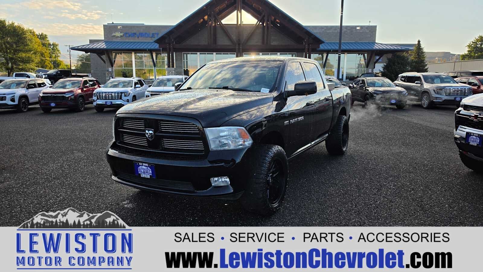 2012 DODGE Ram