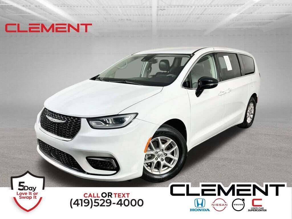 2024 CHRYSLER Pacifica