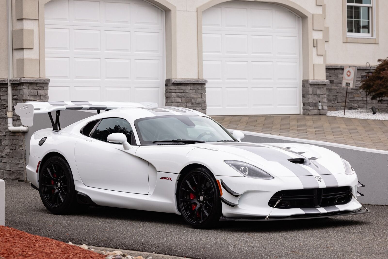 2017 DODGE Viper