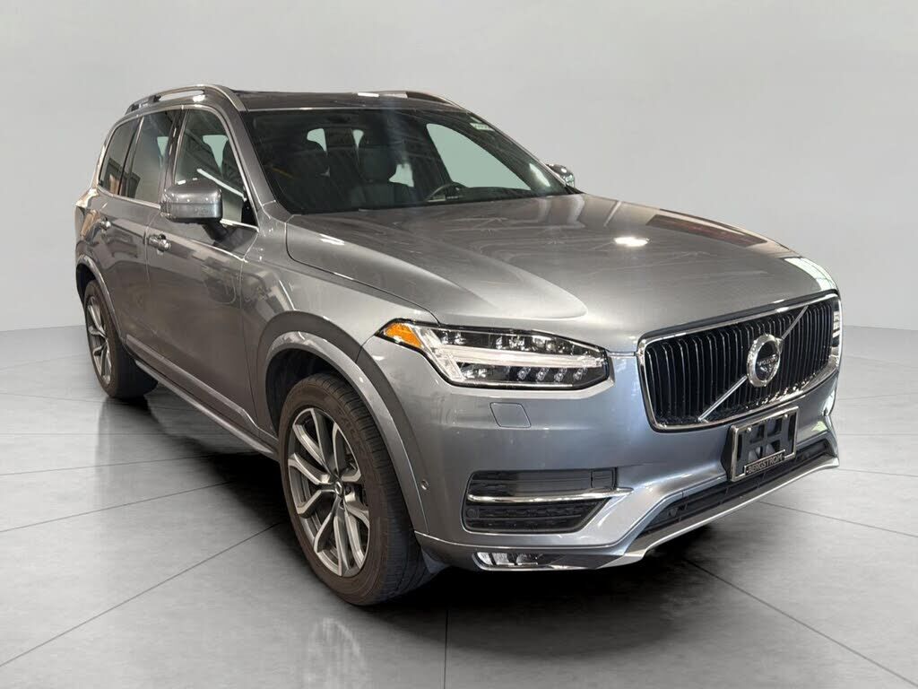 2019 VOLVO XC90