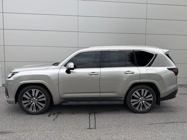 2025 Lexus LX