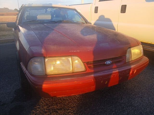 1992 FORD Mustang