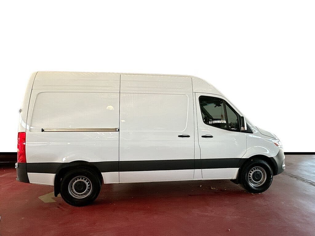 2025 Mercedes-Benz Sprinter