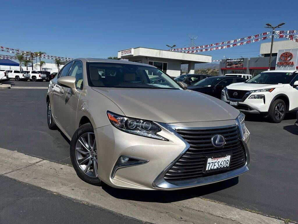 2017 Lexus ES
