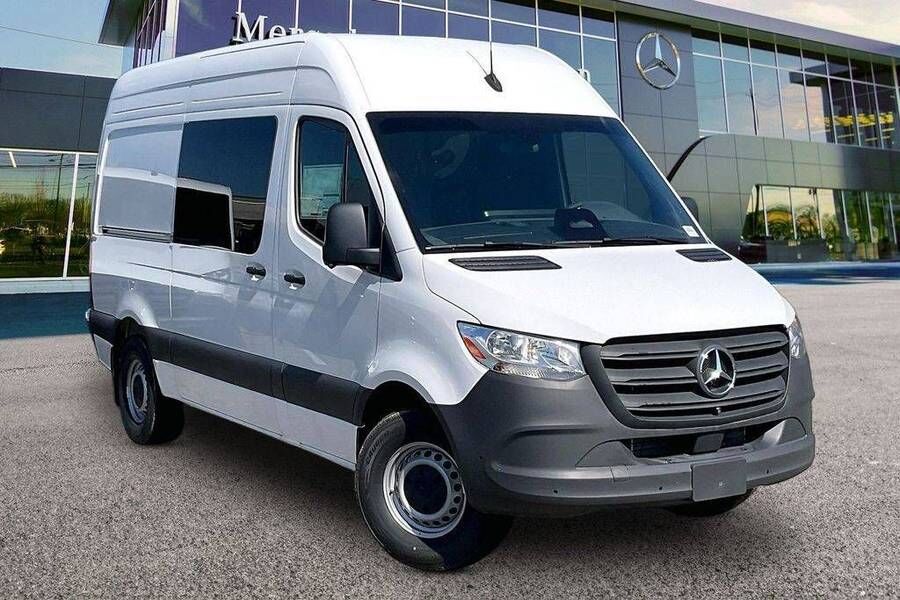 2026 MERCEDES-BENZ Sprinter