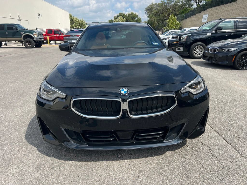 2024 BMW 230i
