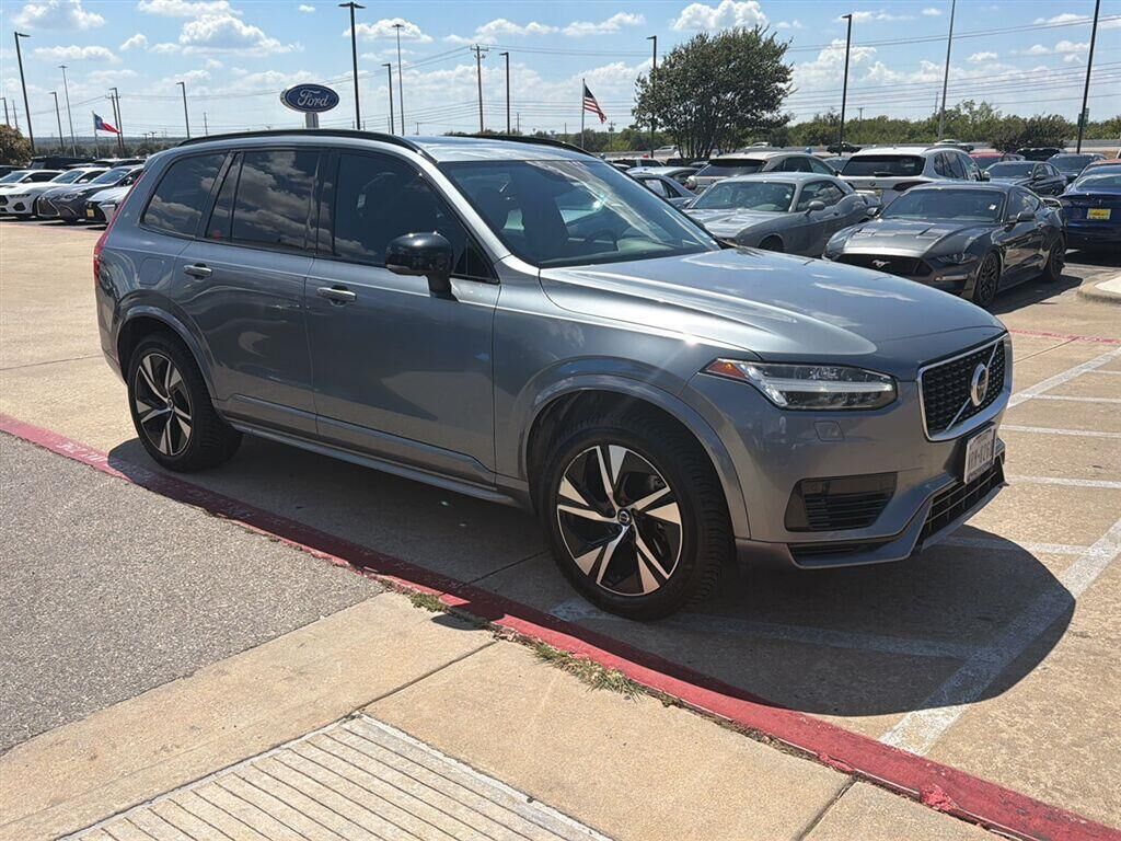 2020 VOLVO XC90