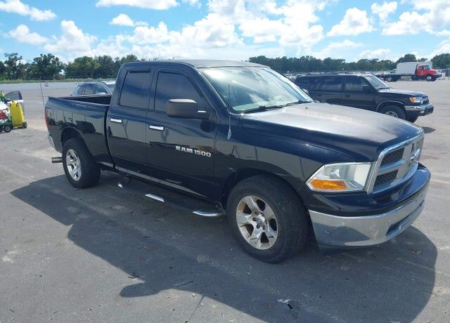 2012 DODGE Ram