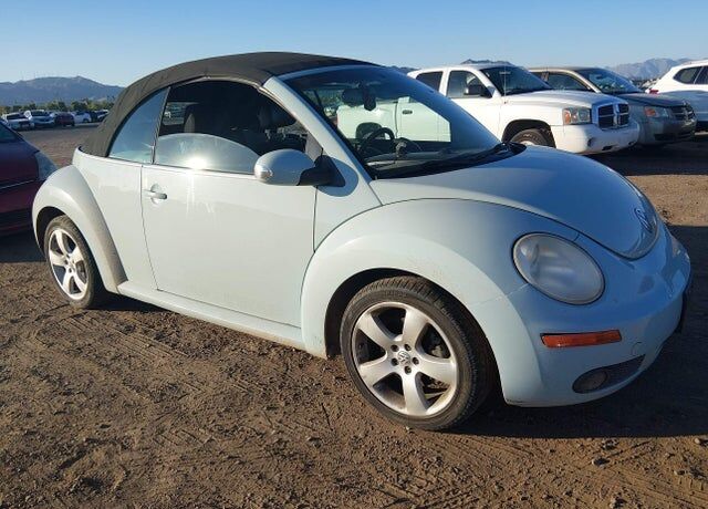 2006 VOLKSWAGEN Beetle