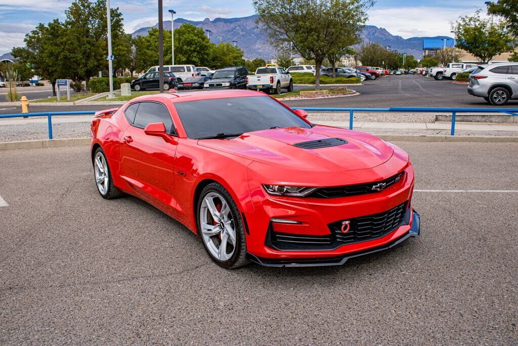 2023 CHEVROLET Camaro