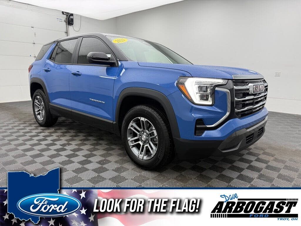 2025 GMC Terrain