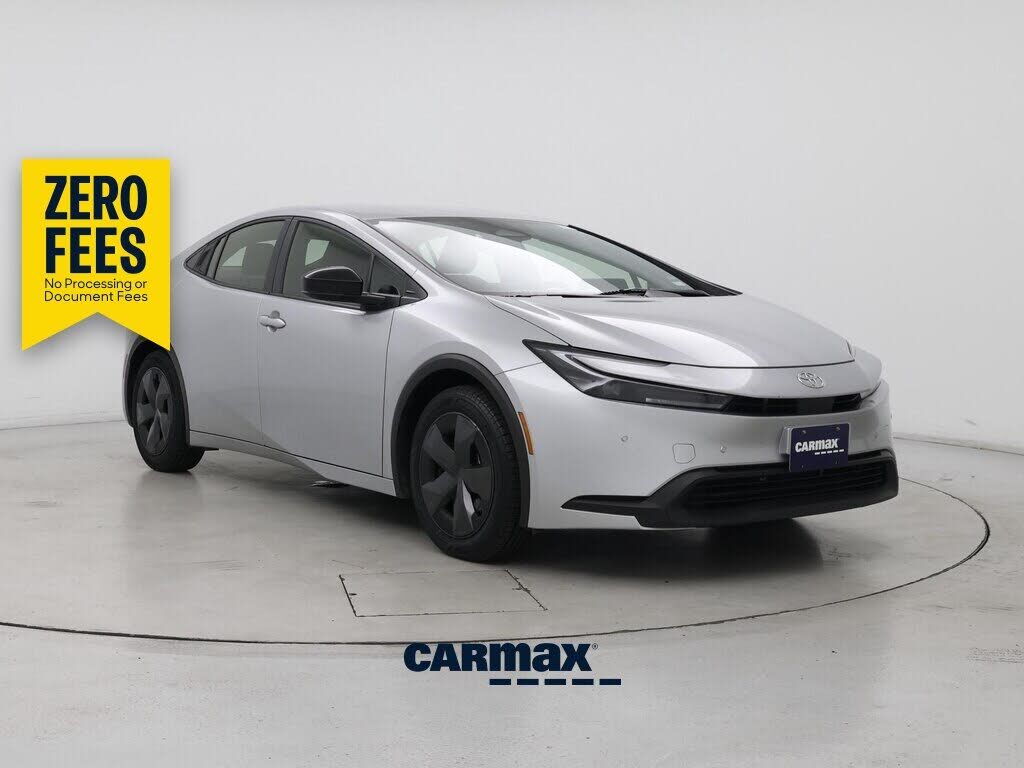 2025 TOYOTA PRIUS