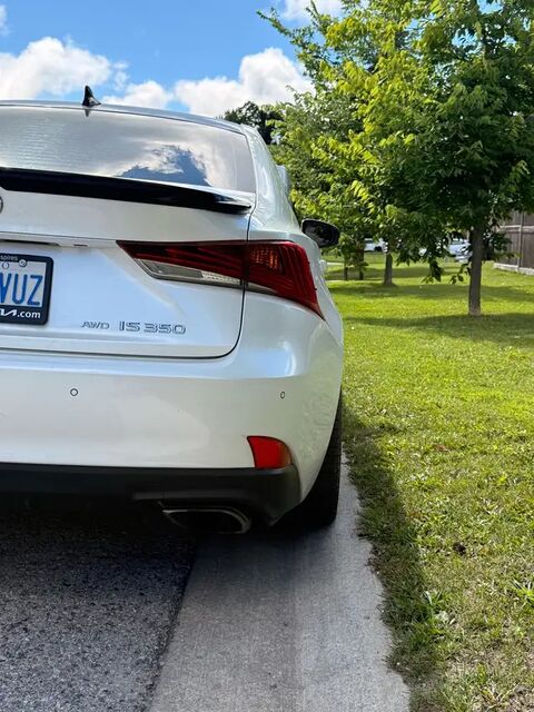 2017 Lexus IS