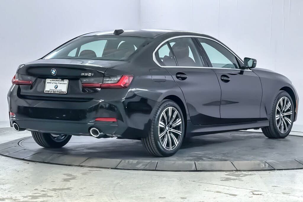 2026 BMW 330i